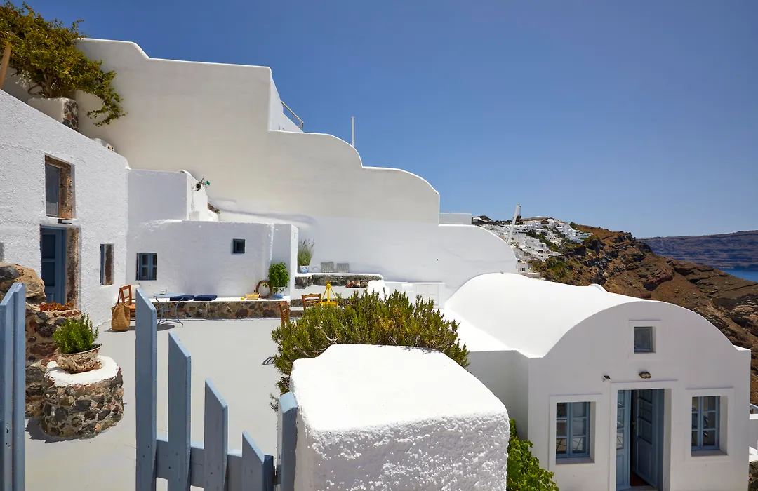 Allure Breeze Suites-1